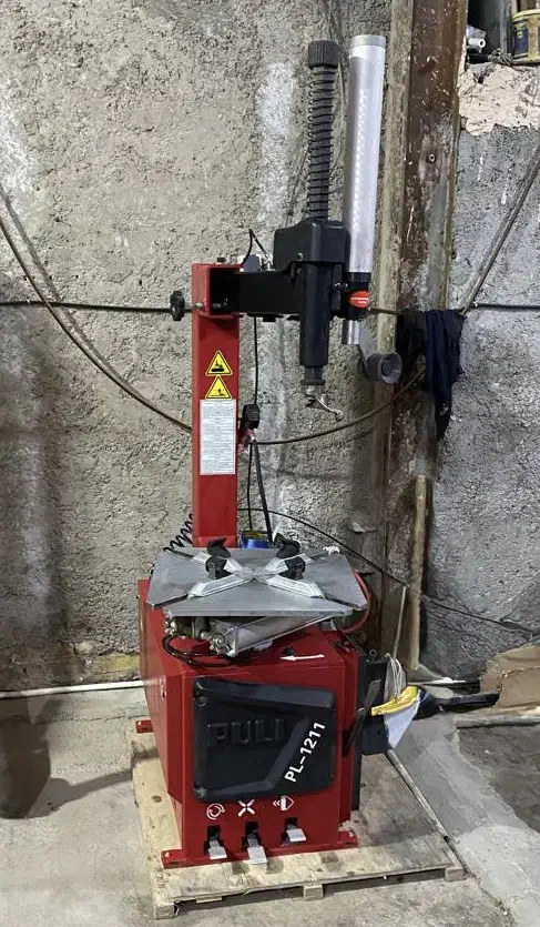 دستگاه لاستیک درار سواری پولی|ابزارآلات|آشخانه, |دیوار