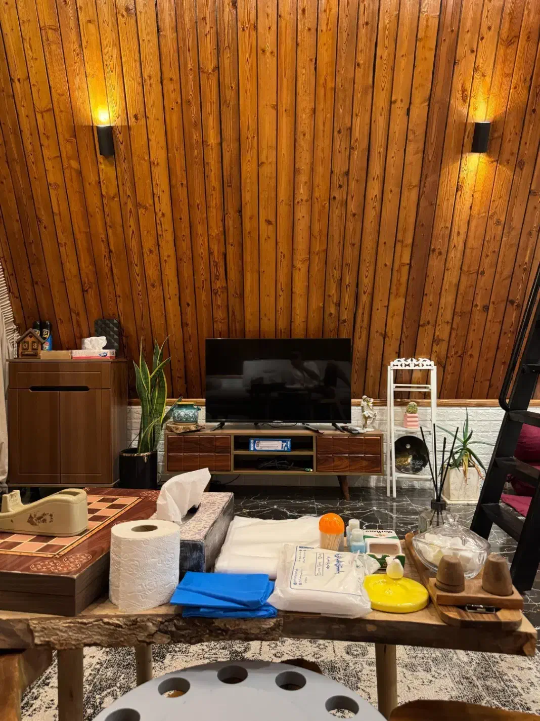 کلبه Vip الیکا با جکوزی و صبحانه|اجارهٔ کوتاه‌مدت ویلا و باغ|رویان, |دیوار