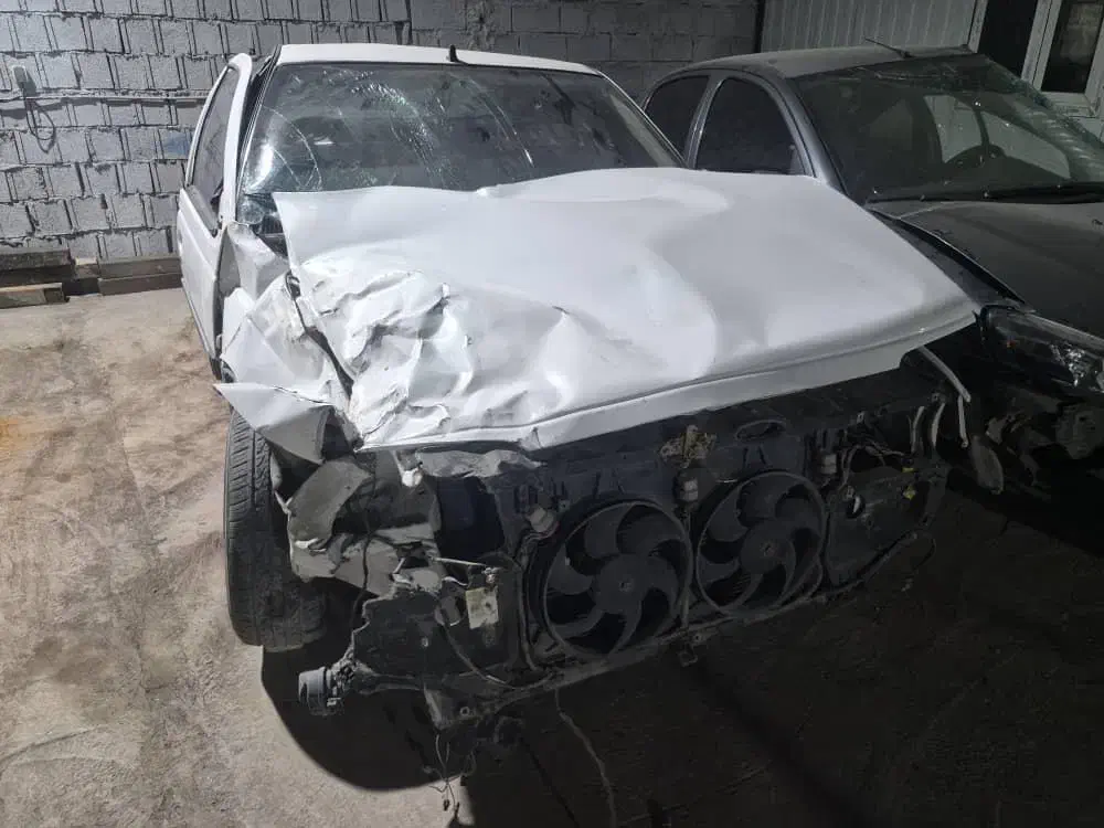 پژو۴۰۵تصادفی ۸۶دوگانه فابریک|خودرو سواری و وانت|خنج, |دیوار