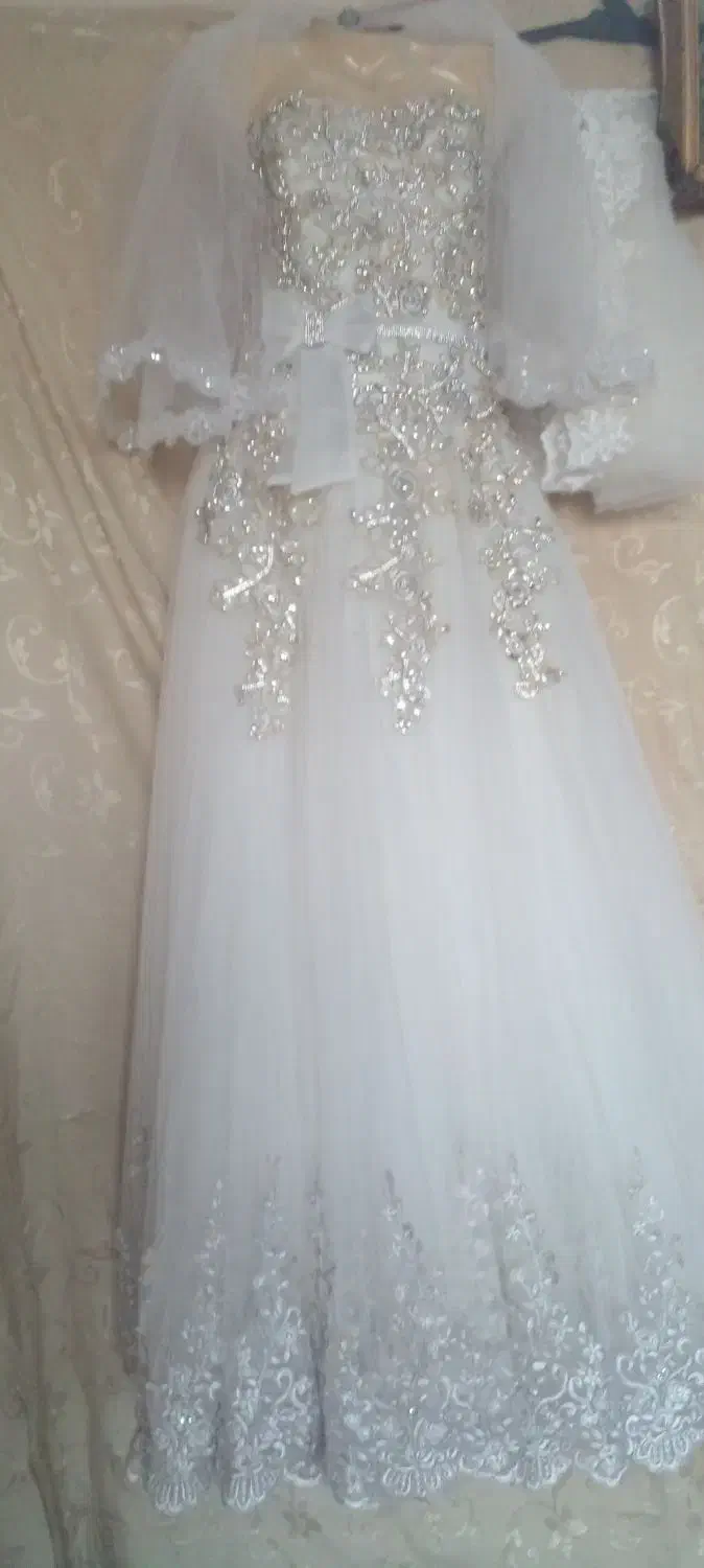 مزون لبلس عروس چند دست لباس عروس به فروش میرسه|لباس|تربت‌حیدریه, جانبازان|دیوار