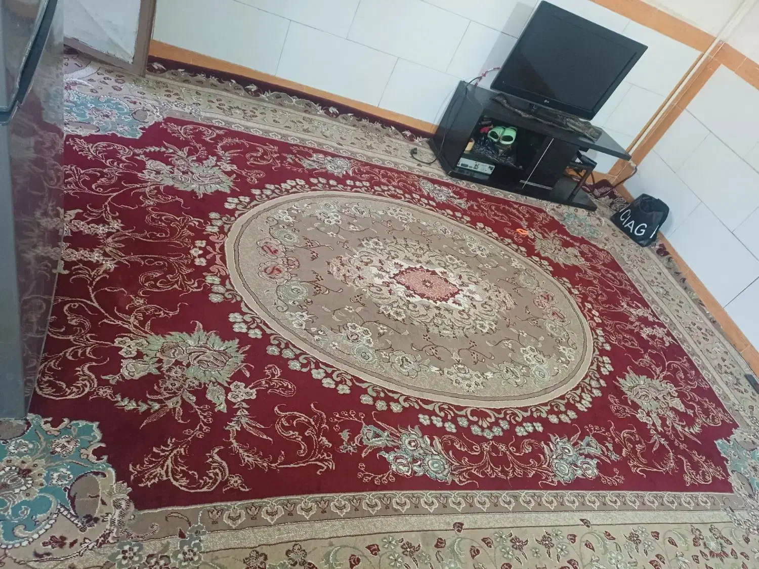 یک فرش ۶ متری و ۱۲متری|فرش|قرچک, قشلاق جیتو|دیوار