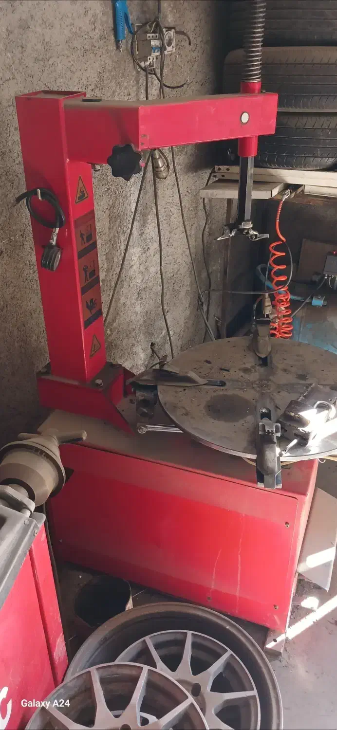 دستگاه بالانس و لاستیکدرار خودرو|ماشین‌آلات صنعتی|محمدشهر, سیدآباد|دیوار