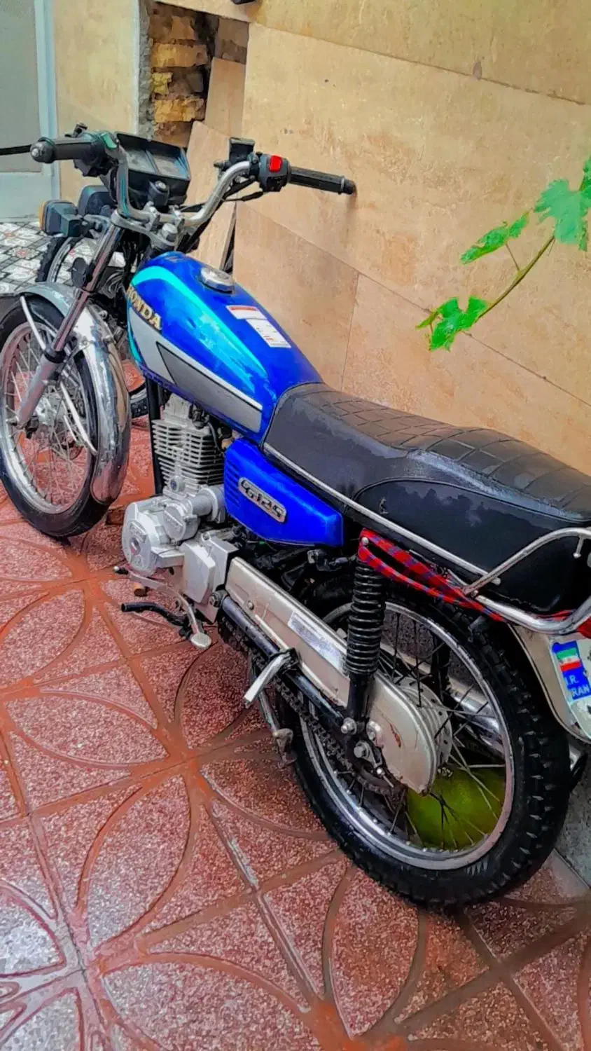 هوندا۲۰۰کارخانه|موتورسیکلت|سبزوار, شرق کال جنوبی (شمس آبادی)|دیوار