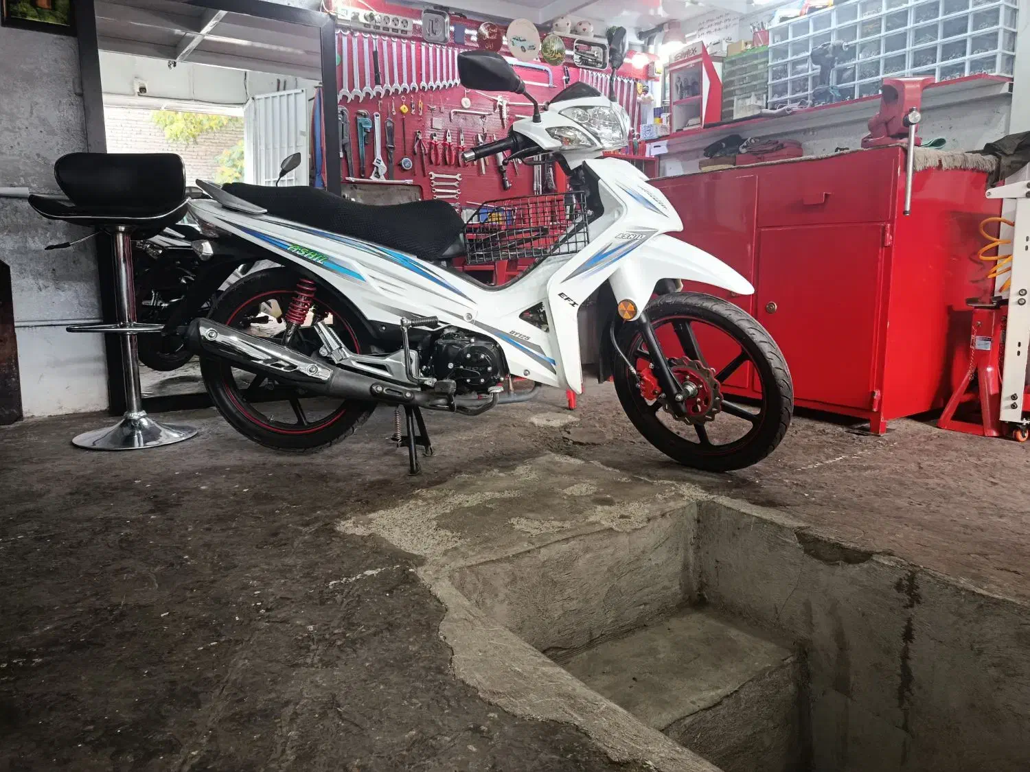 موتور آشیل|موتورسیکلت|اراک, |دیوار