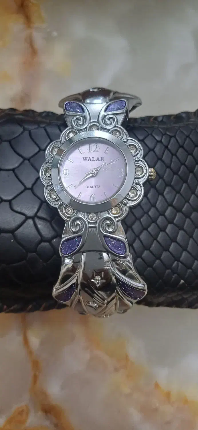 ساعت زنانه طرح دستبند مارک WALAR اصل در حد نو|ساعت|تبریز, |دیوار