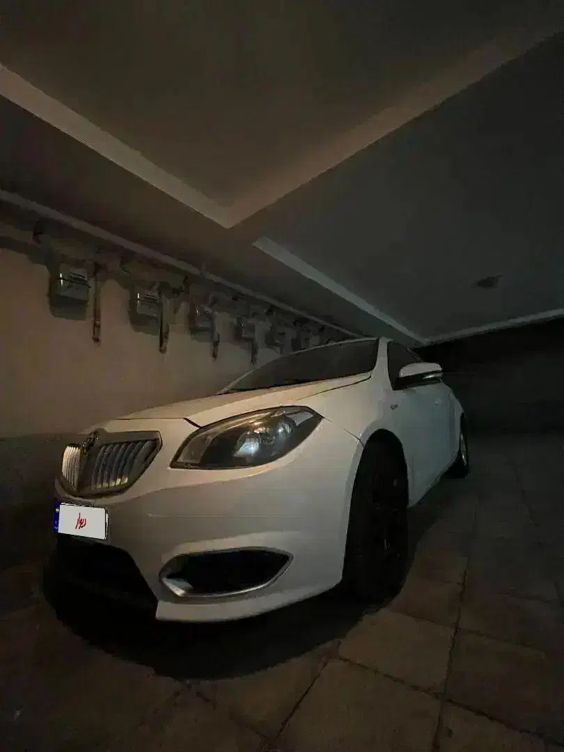 برلیانس اتومات|خودرو سواری و وانت|تهران, بلورسازی|دیوار