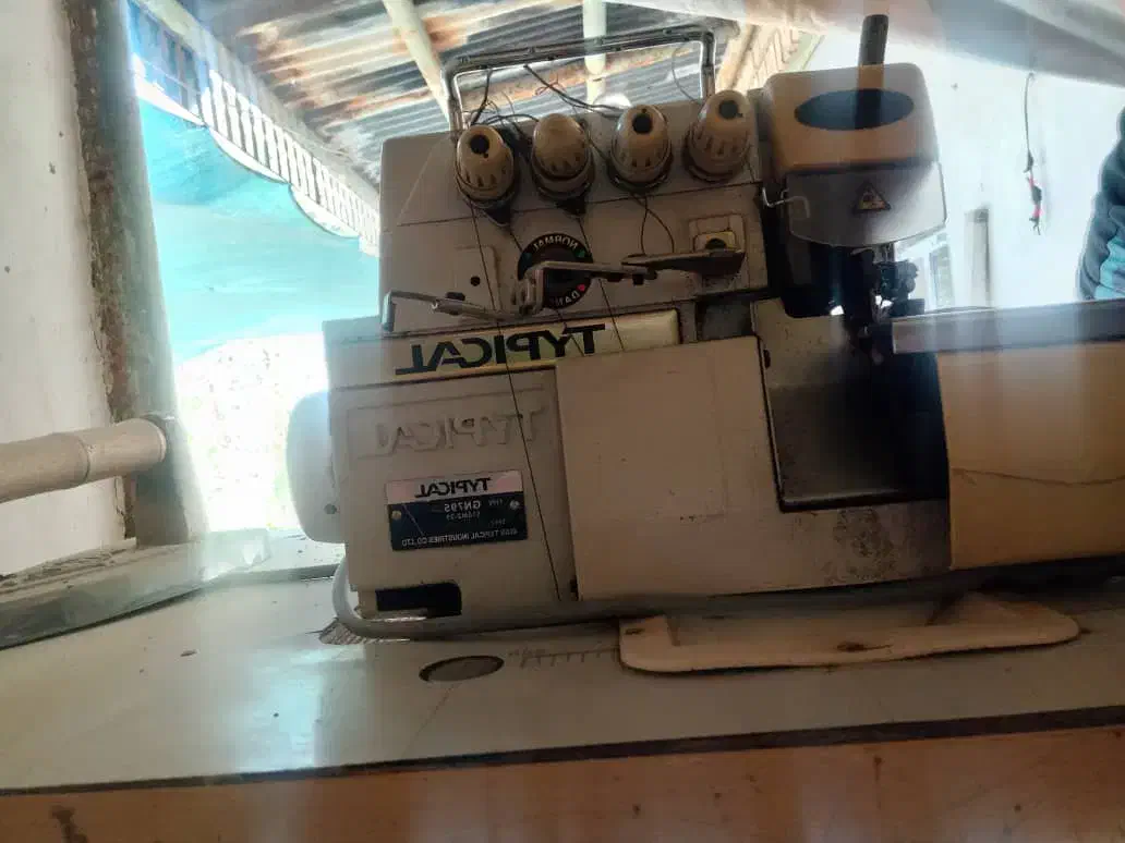 فروش چرخ راسته دوز و سردوز|لوازم خیاطی و بافتنی|زرقان, |دیوار