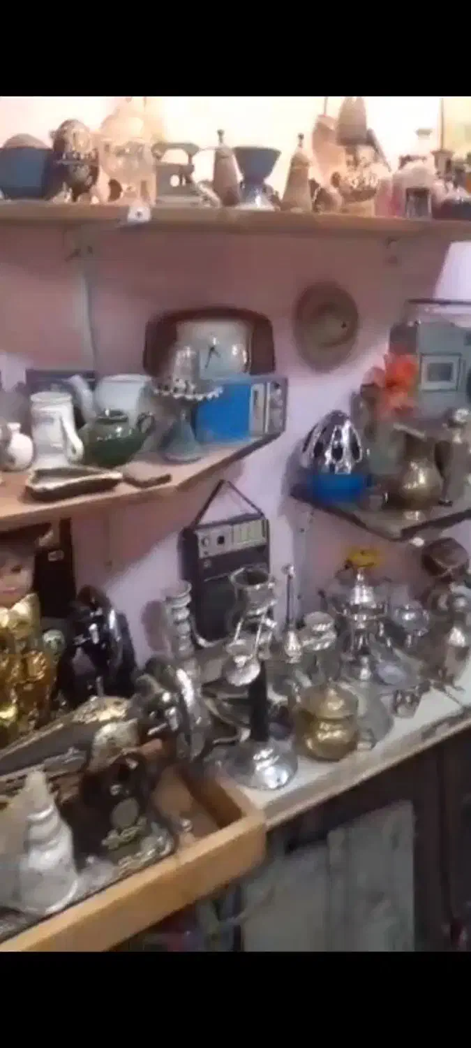 کلیه اجناس آنتیک و قدیمی به صورت کلی قیمت توافقی|کلکسیون اشیاء عتیقه|کاشان, فاز ۱ ناجی آباد|دیوار
