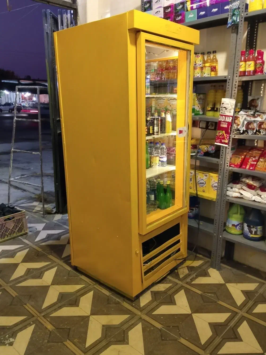 یخچال تک درب|کافی‌شاپ و رستوران|شیراز, وزیرآباد|دیوار