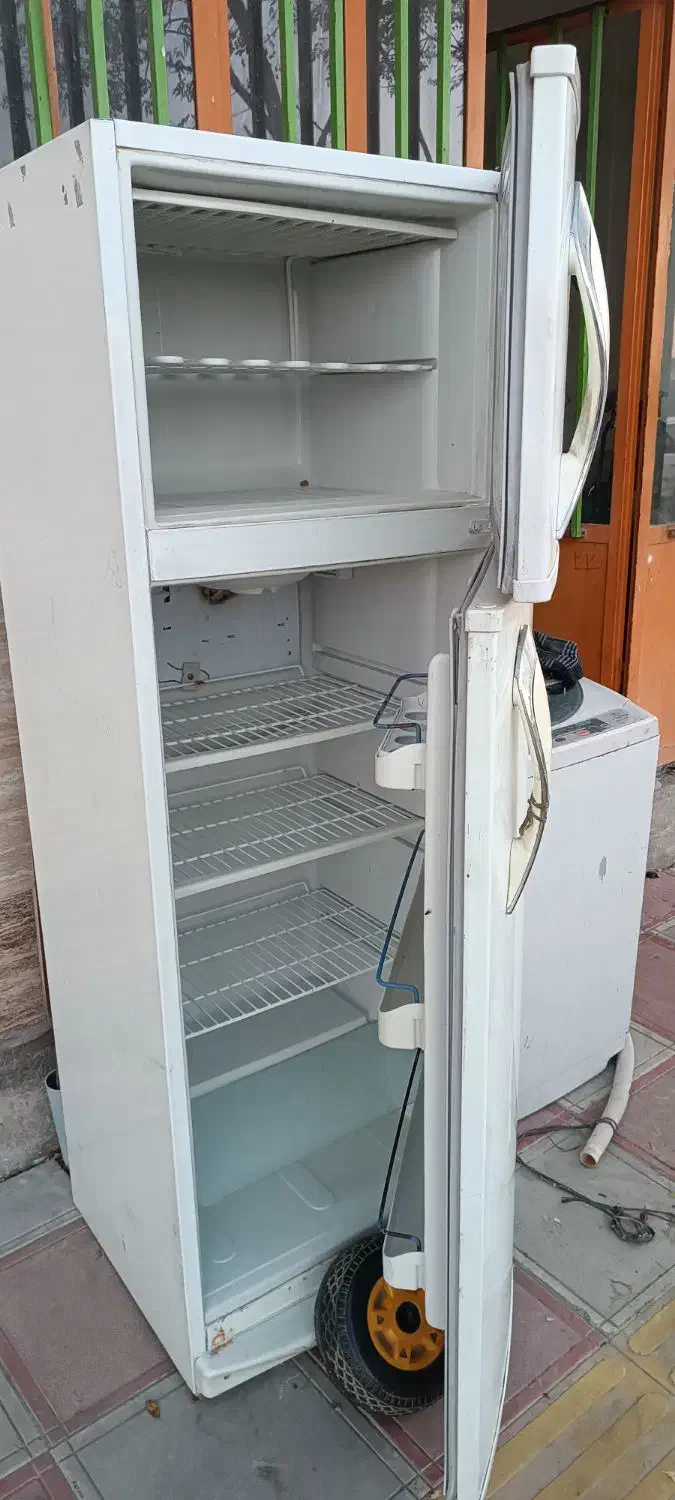 یخچال فریزر بردنا سالم|یخچال و فریزر|سیمین شهر, |دیوار