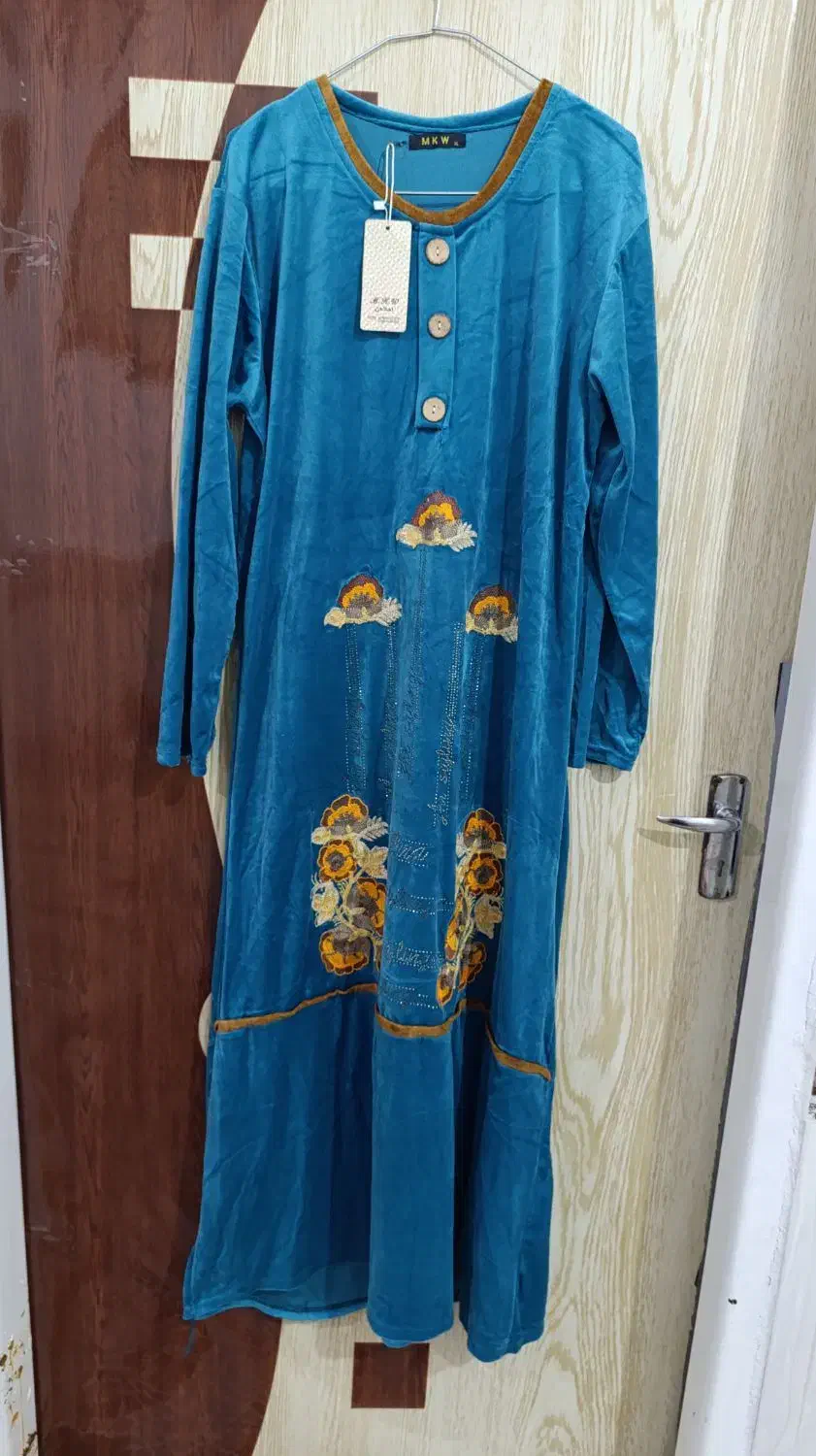 لباس|لباس|آبادان, |دیوار