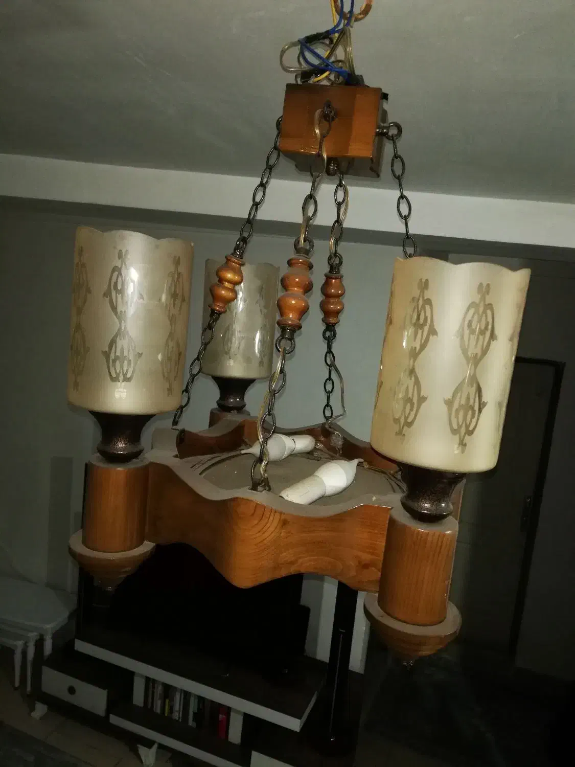 لوستر سنتی چوبی|لوستر و چراغ آویز|گرگان, |دیوار