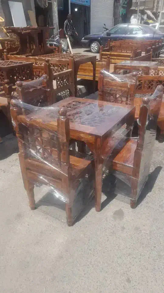 ناهار خوری سنتی گره چینی|میز و صندلی غذاخوری|رشت, حومه رشت|دیوار