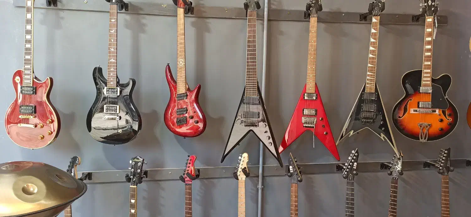 فروش اقساطی گیتار چک صیادی|گیتار، بیس، امپلیفایر|سنندج, |دیوار