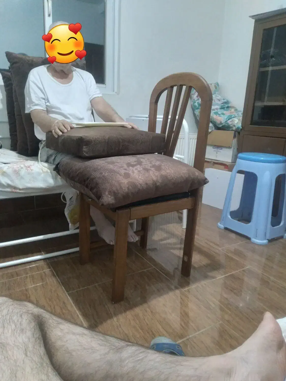 مراقب و پرستار ونگهداری از کودک سالمند بیمار و..‌‌|خدمات آرایشگری و زیبایی|گرگان, |دیوار