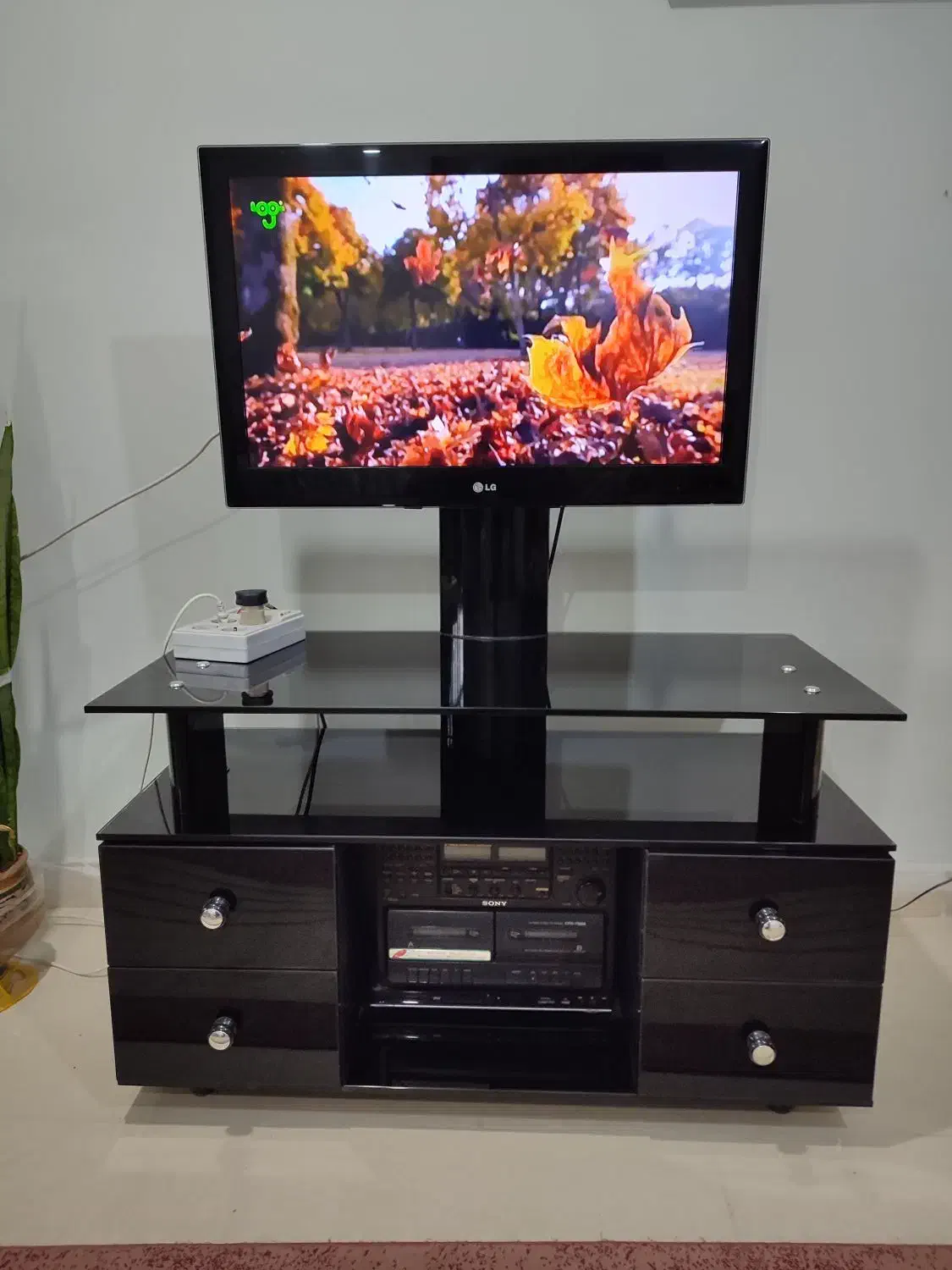 تلویزیون ال ای دی ال جی ۳۲ اینچ|تلویزیون و پروژکتور|ایلام, |دیوار