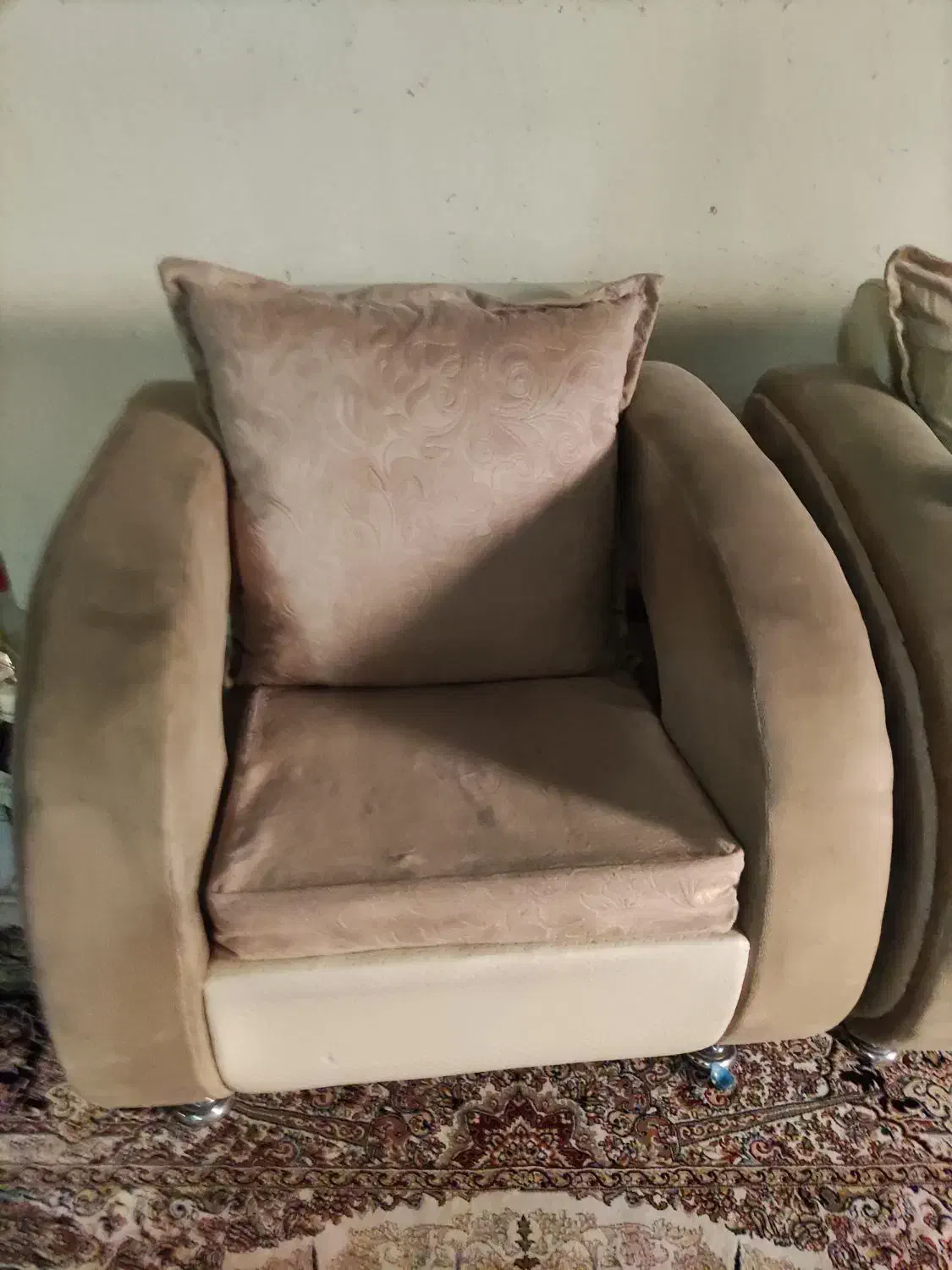 مبل ۷نفره|مبلمان خانگی و میز عسلی|تهران, اتابک|دیوار