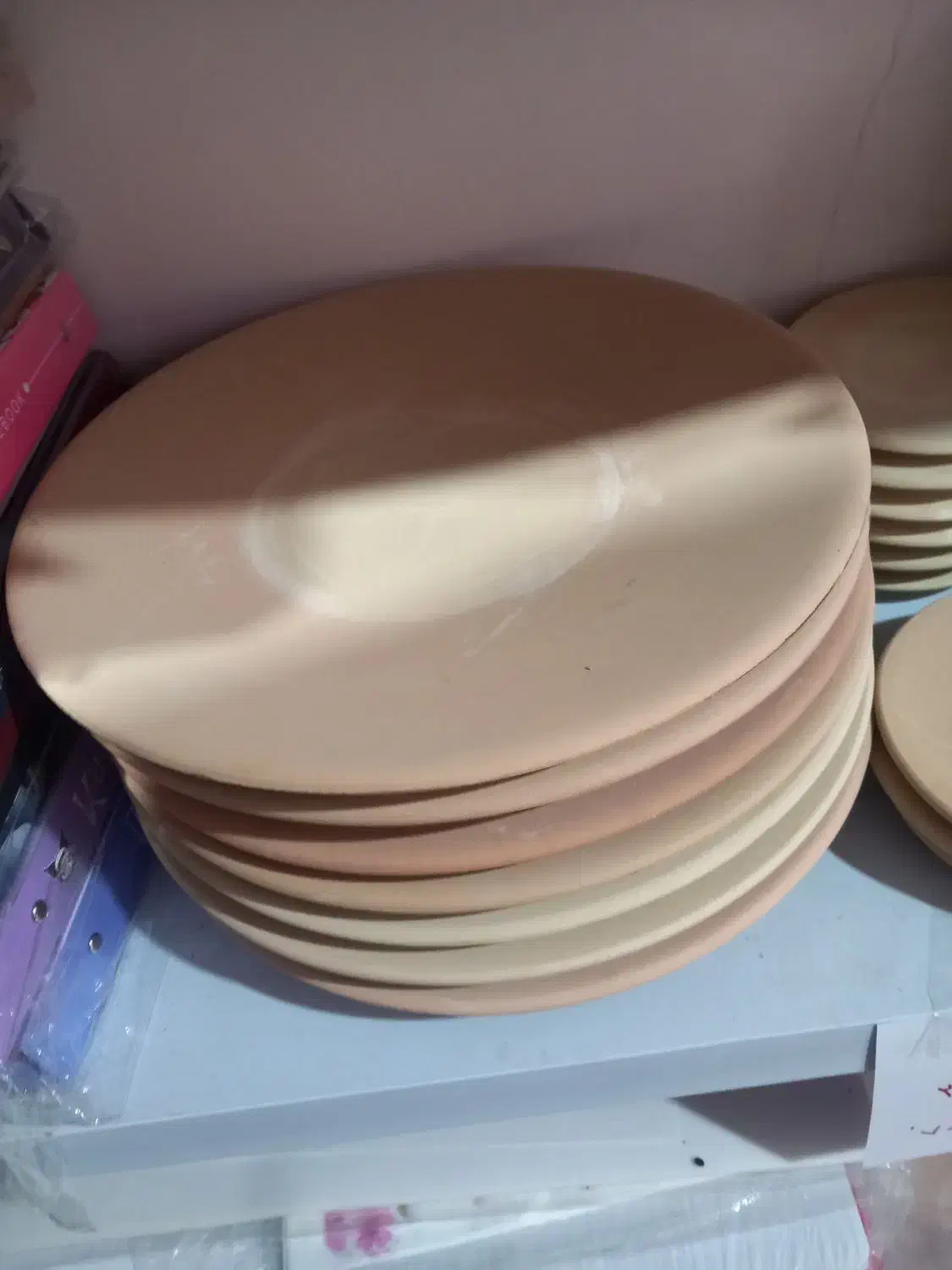 بشقاب سفال خام بزرگ ۳۰ سانتی|صنایع دستی و سایر لوازم تزئینی|خرمآباد, |دیوار