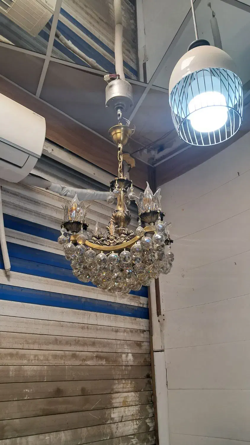 فروش ویژه زیر قیمت فاکتور|لوستر و چراغ آویز|کرمانشاه, |دیوار