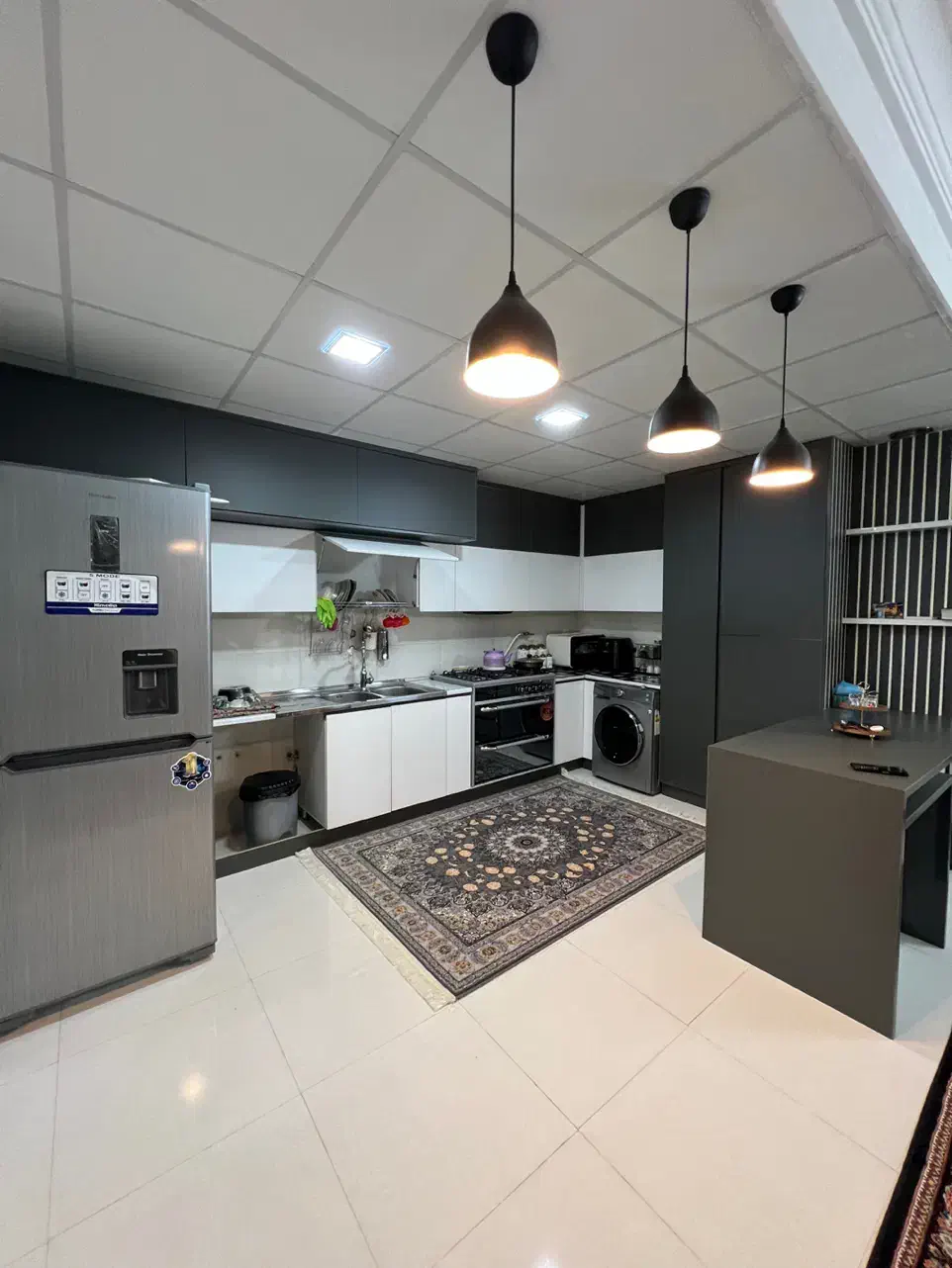 فروش آپارتمان ۱۳۰ متری ۲ خوابه لوکس در پشت سایپا|فروش آپارتمان|مرودشت, پشت سایپا‎|دیوار