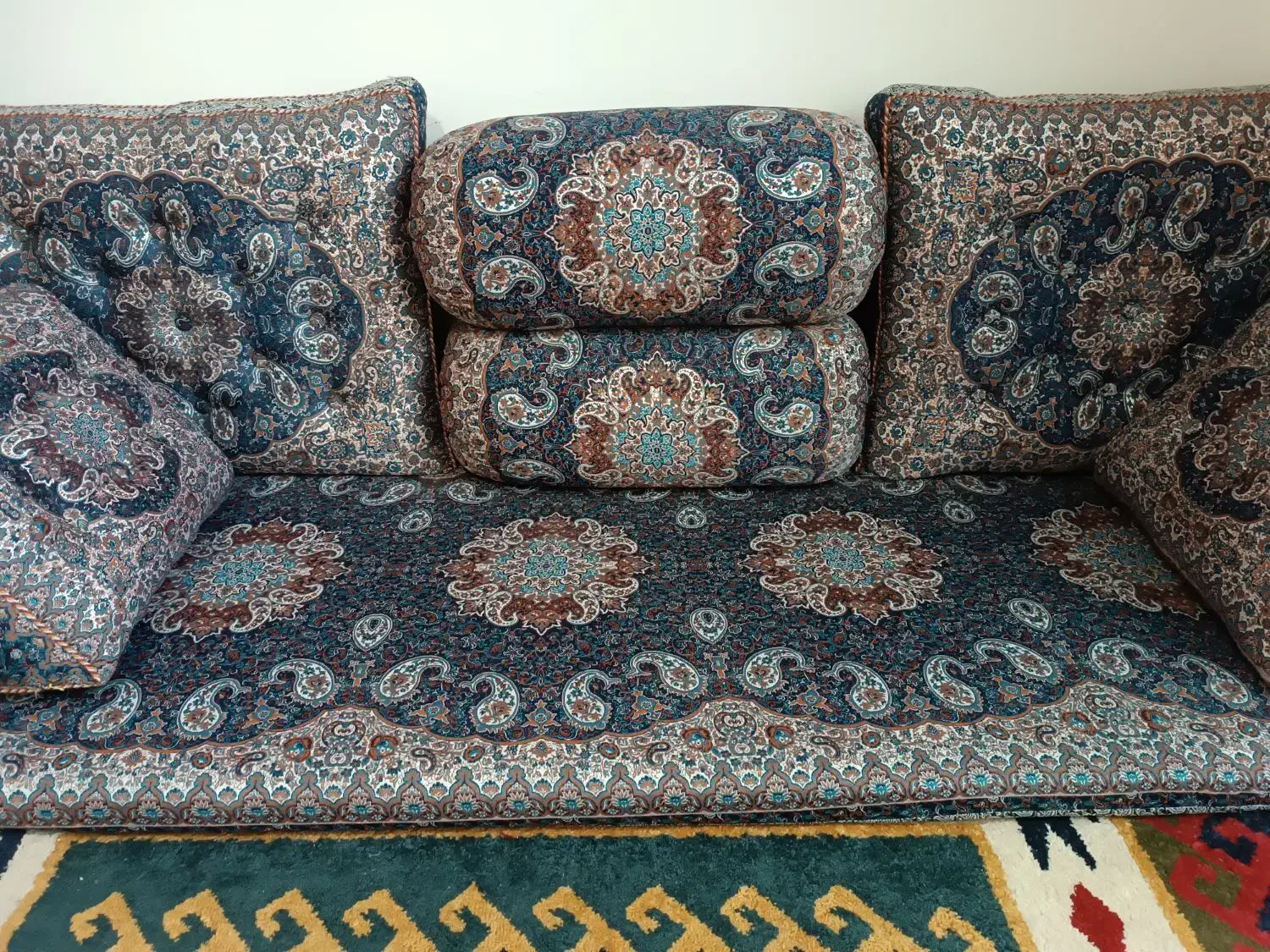 ست شاهنشین|مبلمان خانگی و میز عسلی|تهران, علم و صنعت|دیوار