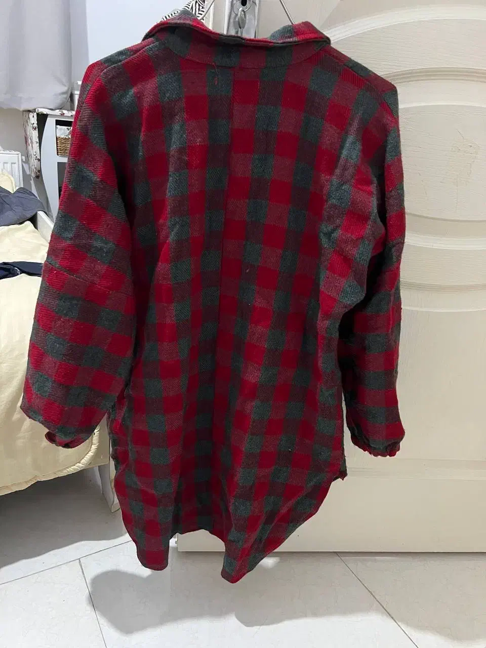 مانتو پاییزه|لباس|هشتگرد, مدرس|دیوار