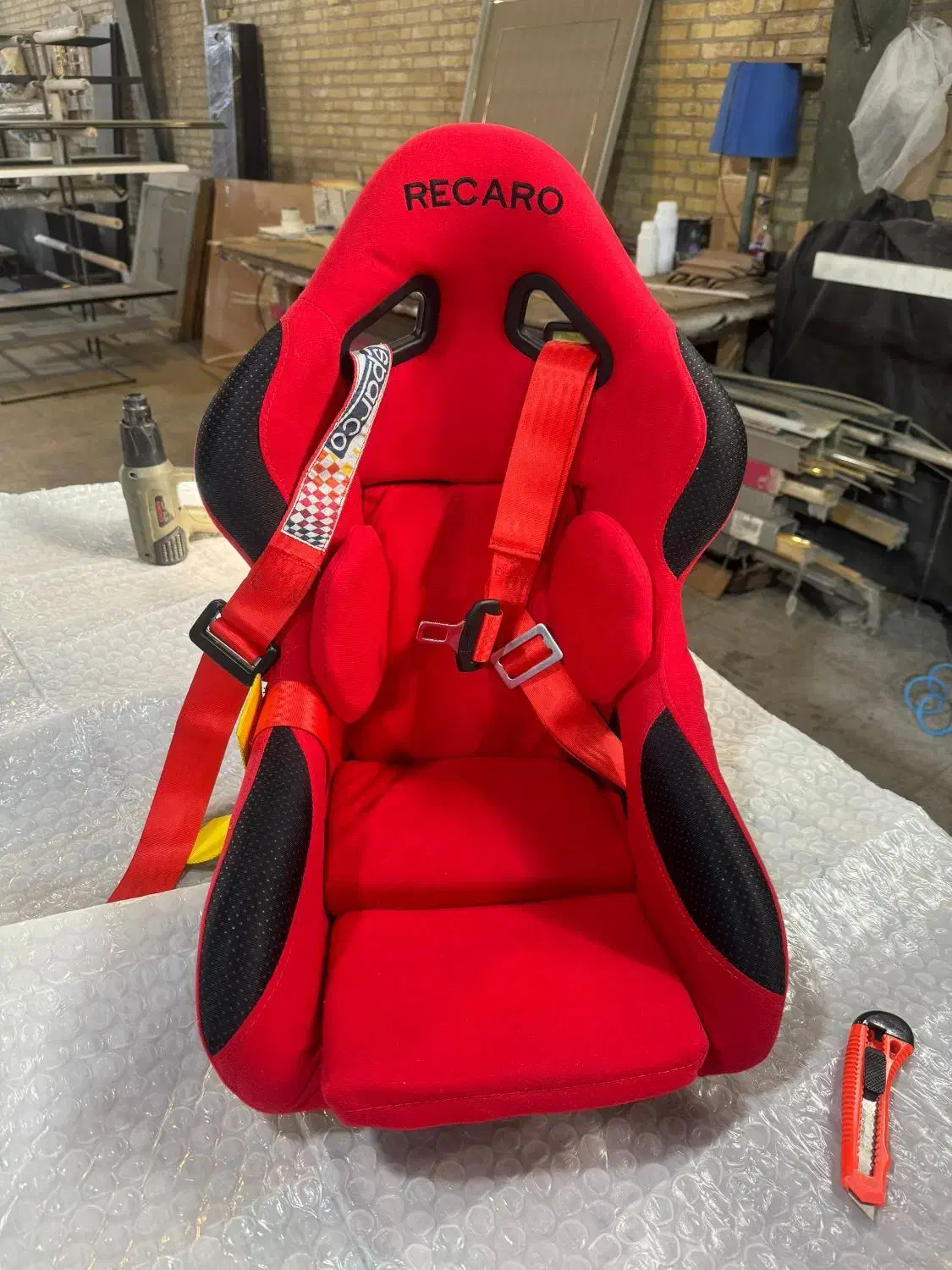 صندلی مسابقه ای برای کودک|تخت و صندلی بچه|پردیس, فاز ۱|دیوار