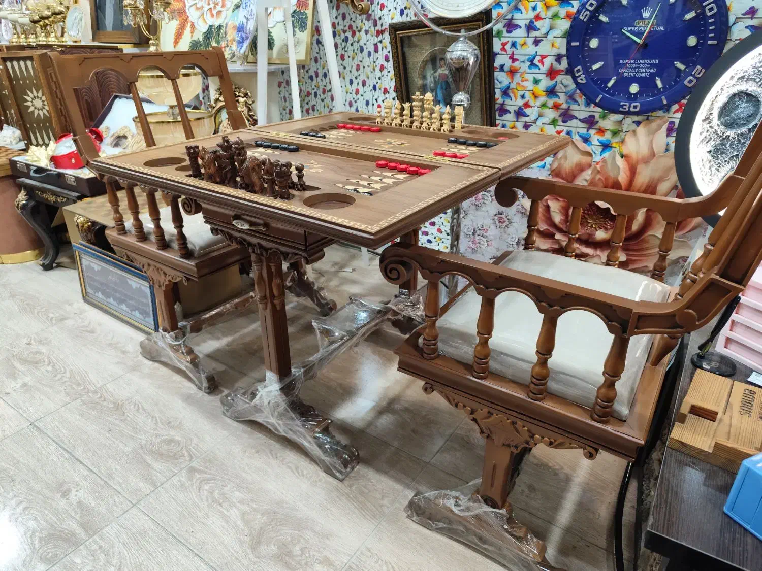 میز و صندلی تخته نرد|مبلمان خانگی و میز عسلی|پیرانشهر, |دیوار