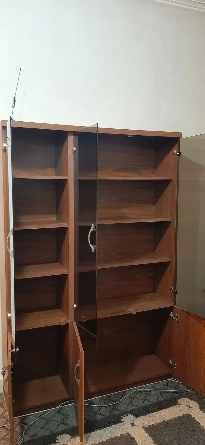 کتابخانه|کتابخانه، شلف، قفسه‌های دیواری|رشت, دیلمان|دیوار