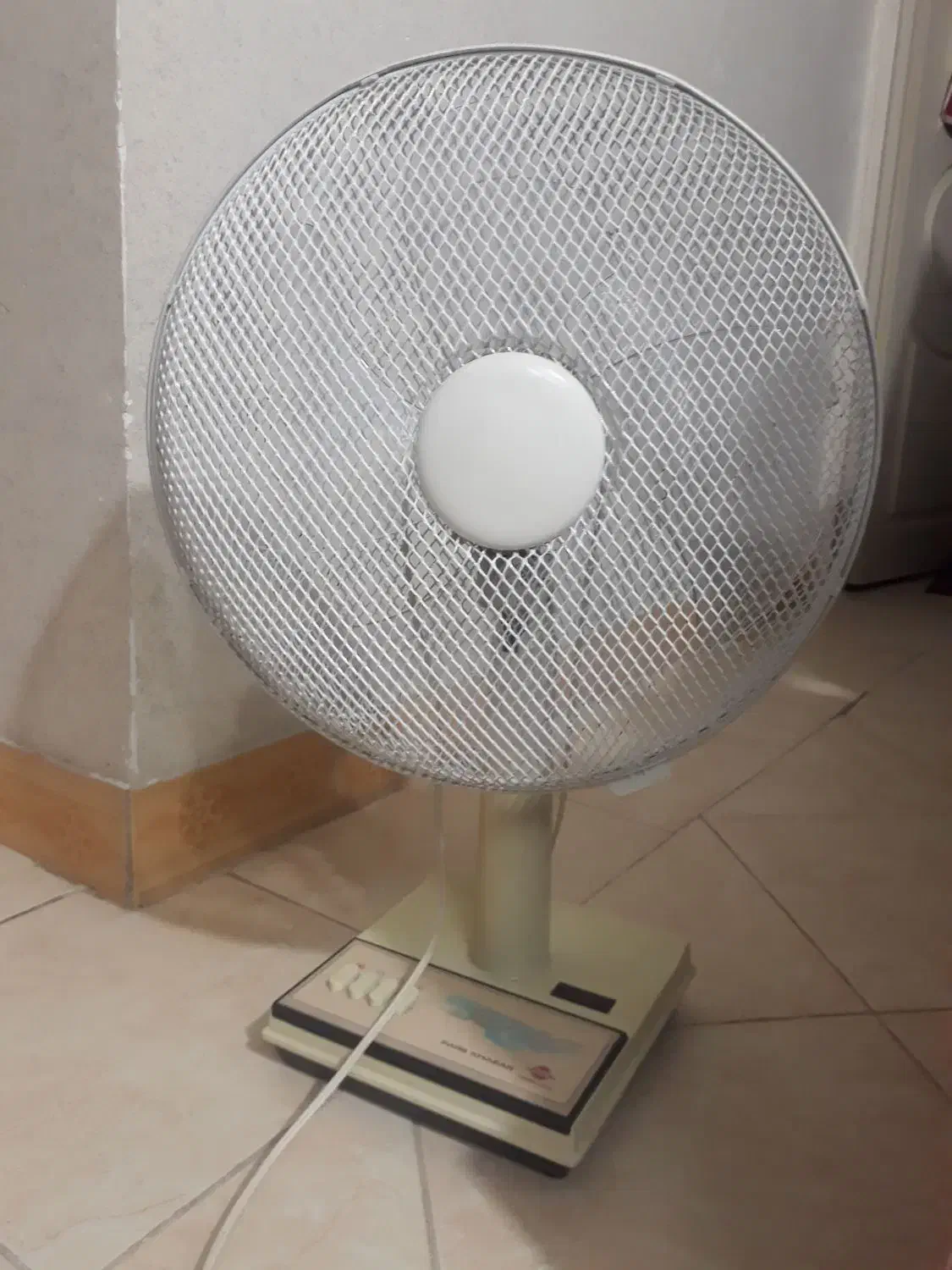 پنکه|پنکه و تصفیه‌کنندهٔ هوا|قرچک, شهرک طلائیه|دیوار