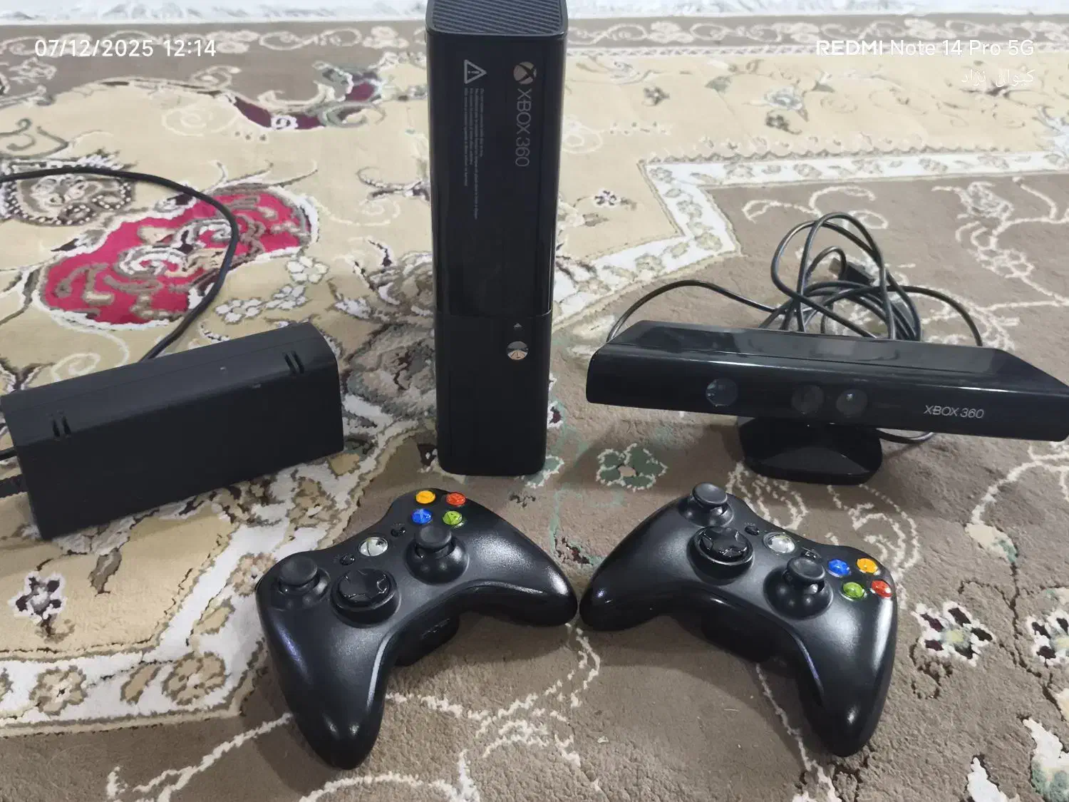 ایکس باکس سوپر اسلیم ۳۶۰ با ۲ دسته ارجینال|کنسول، بازی ویدئویی و آنلاین|بندر دیر, |دیوار