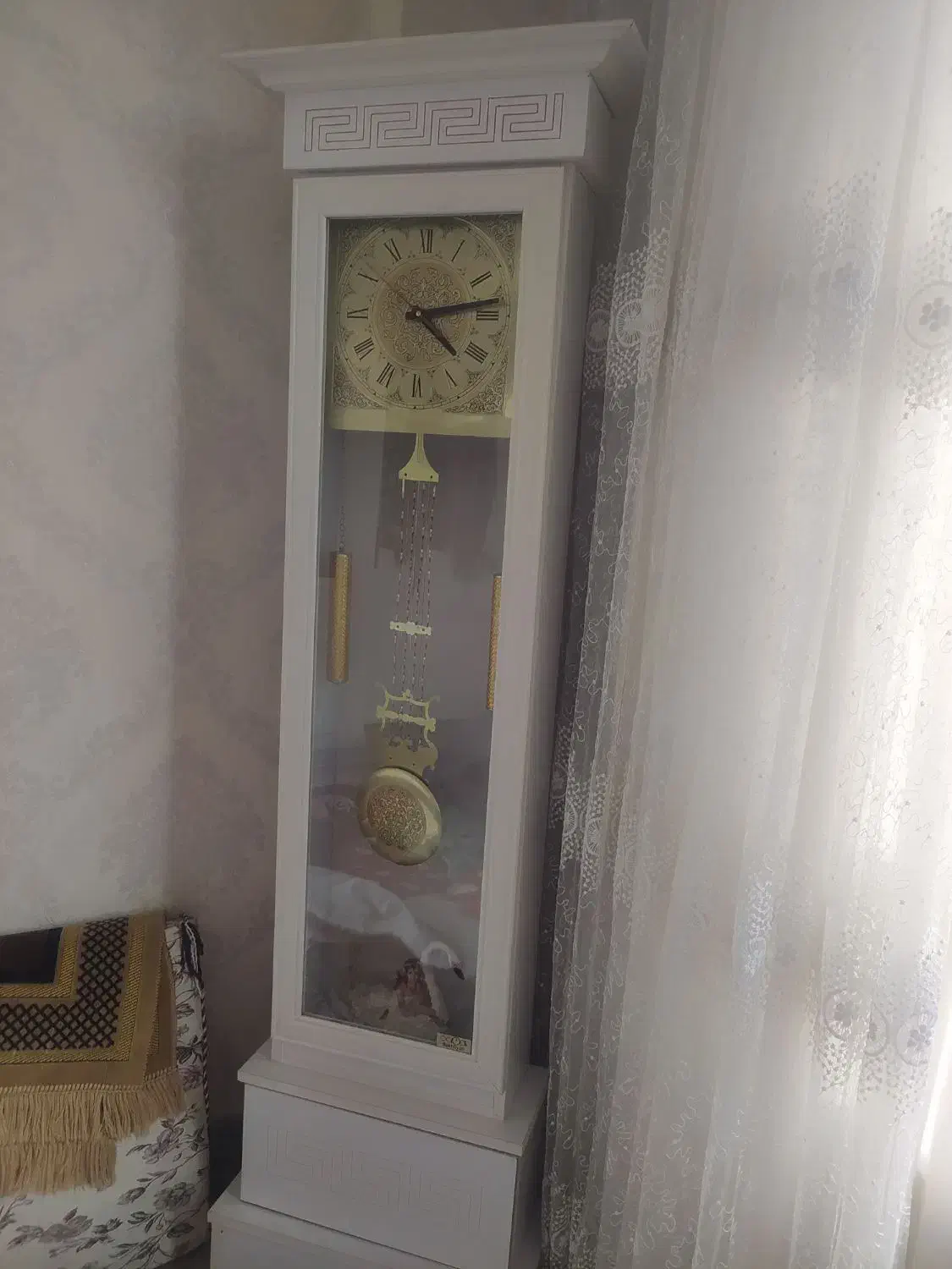 ساعت ایستاده|تابلو، نقاشی، عکس|محمدشهر, همایون ویلا|دیوار