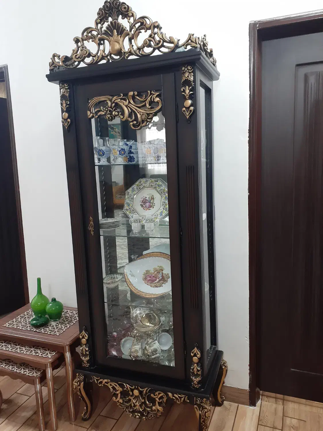 کمد لباس و بوفه ویترین|جاکفشی، کمد، دراور|رشت, یخسازی|دیوار