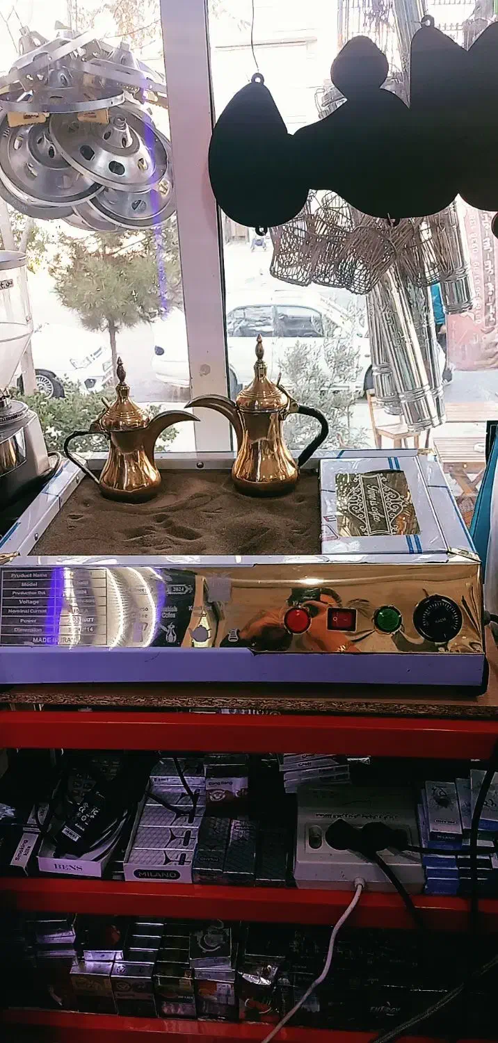 دستگاه قهوه دله|سماور، چای‌ساز، قهوه‌ساز|پرند, فاز ۵|دیوار