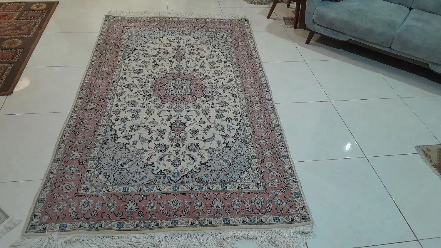 فرش دستباف.|فرش|پردیس, فاز ۲|دیوار