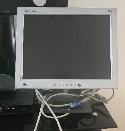 مانیتور|رایانه رومیزی|اسلام‌شهر, شهرک مفیدی|دیوار