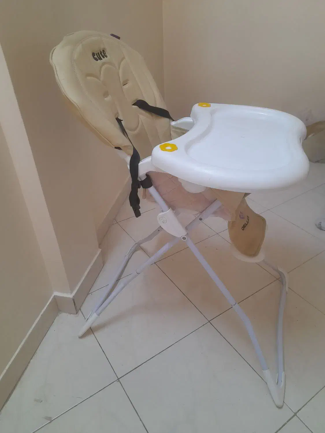 فروش صندلی|تخت و صندلی بچه|تهران, اسفندیاری|دیوار