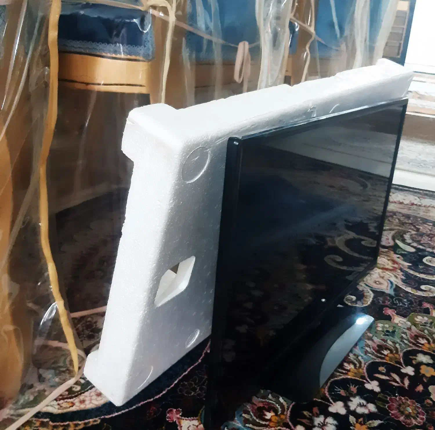 ال ای دی۲۴اینچ 4K|تلویزیون و پروژکتور|خرمآباد, |دیوار