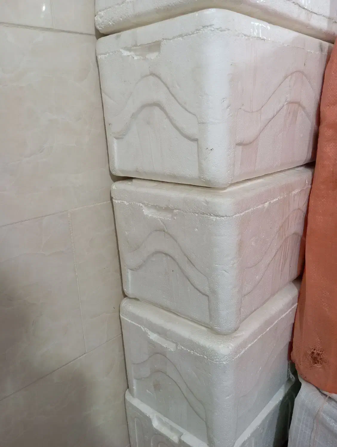 فروش یخچال مسافرتی|ظروف نگهدارنده، پلاستیکی، یک‌بارمصرف|اراک, |دیوار