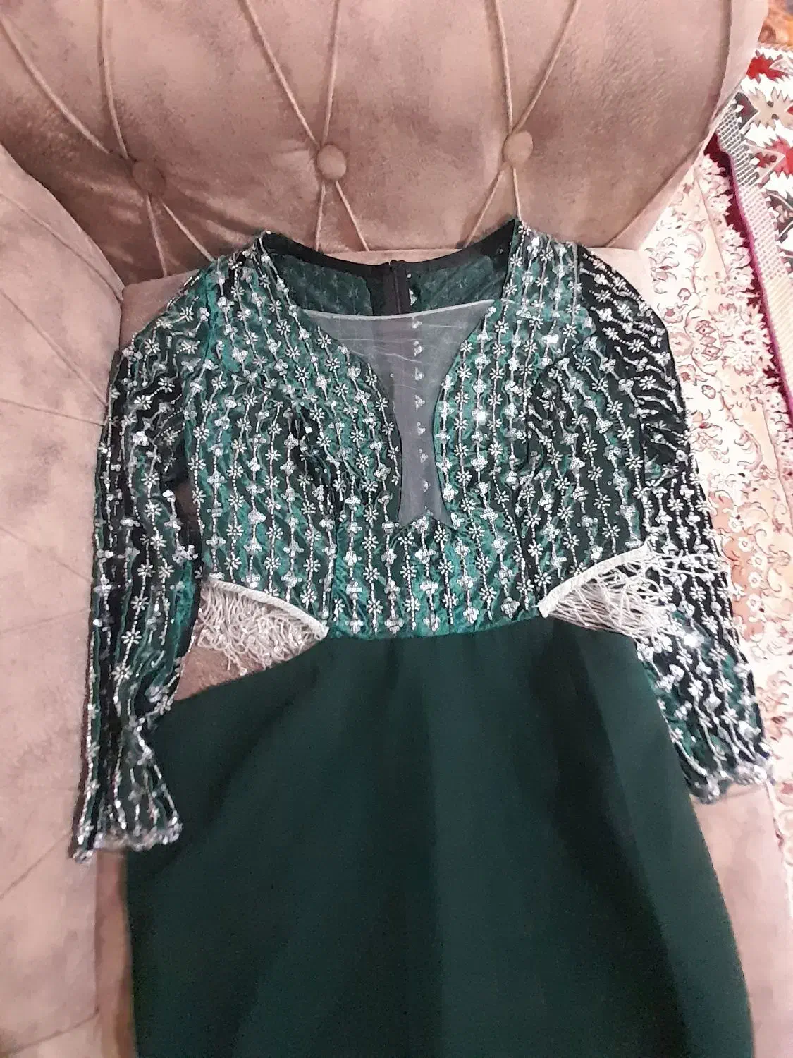 لباس مجلسی|لباس|تبریز, |دیوار