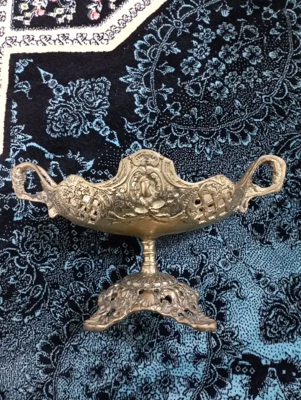 فروش یسری وسایل|مجسمه، تندیس، ماکت|بروجرد, |دیوار