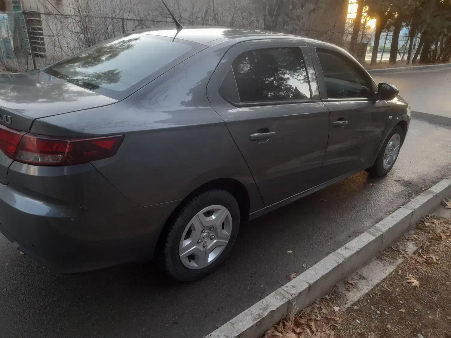 تارا دنده ۱۴۰۲|خودرو سواری و وانت|تهران, نیروی هوایی (پیروزی)|دیوار