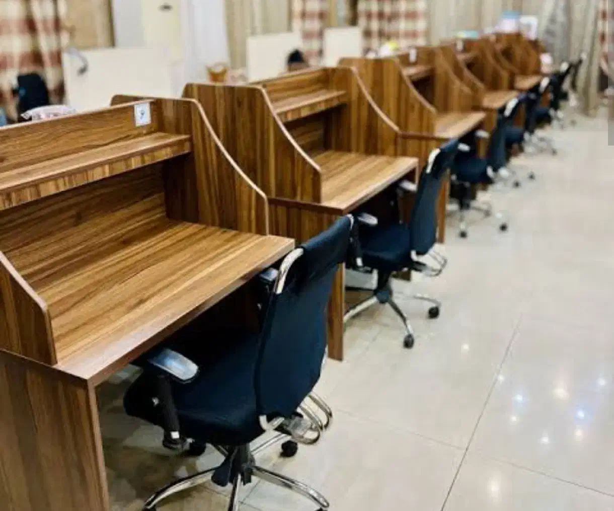 مراقب و مشاور پانسیون|استخدام آموزشی|بندرعباس, |دیوار