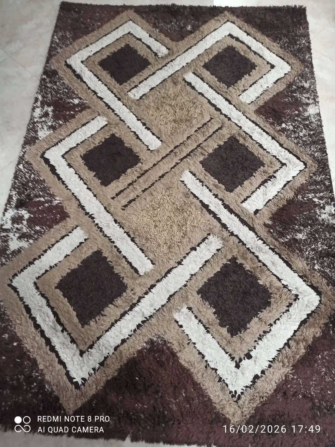 قالیچه ۲.۲۵ در ۱.۵|فرش|قم, چهار امامزاده|دیوار