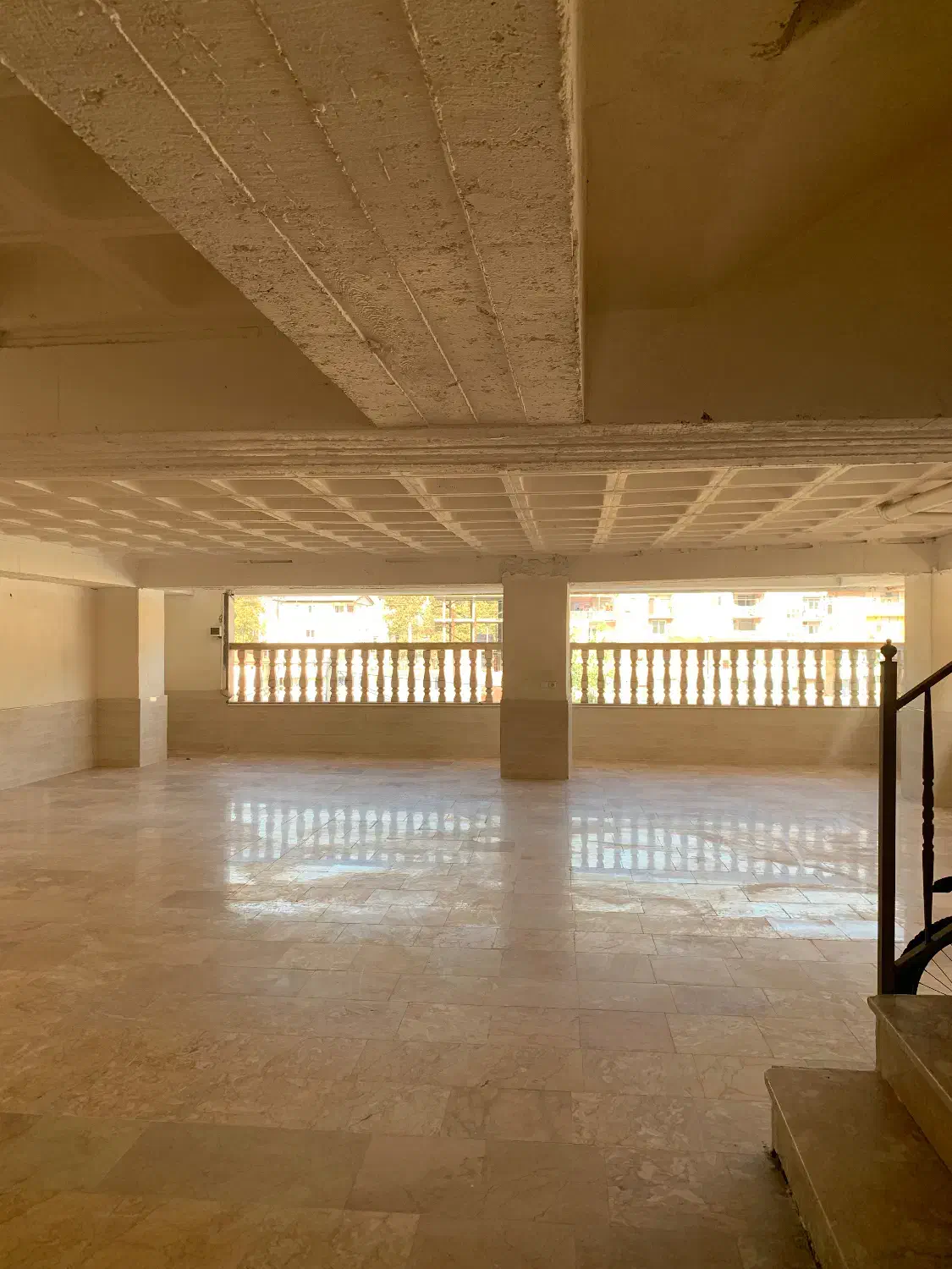 آپارتمان ۱۱۰ متر ، نوساز ، طبقه اول ، بدون توضیح|فروش آپارتمان|زیرآب, |دیوار