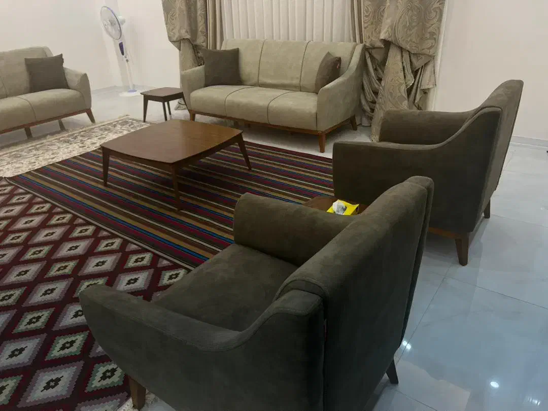 مبل در حد|مبلمان خانگی و میز عسلی|مینودشت, |دیوار