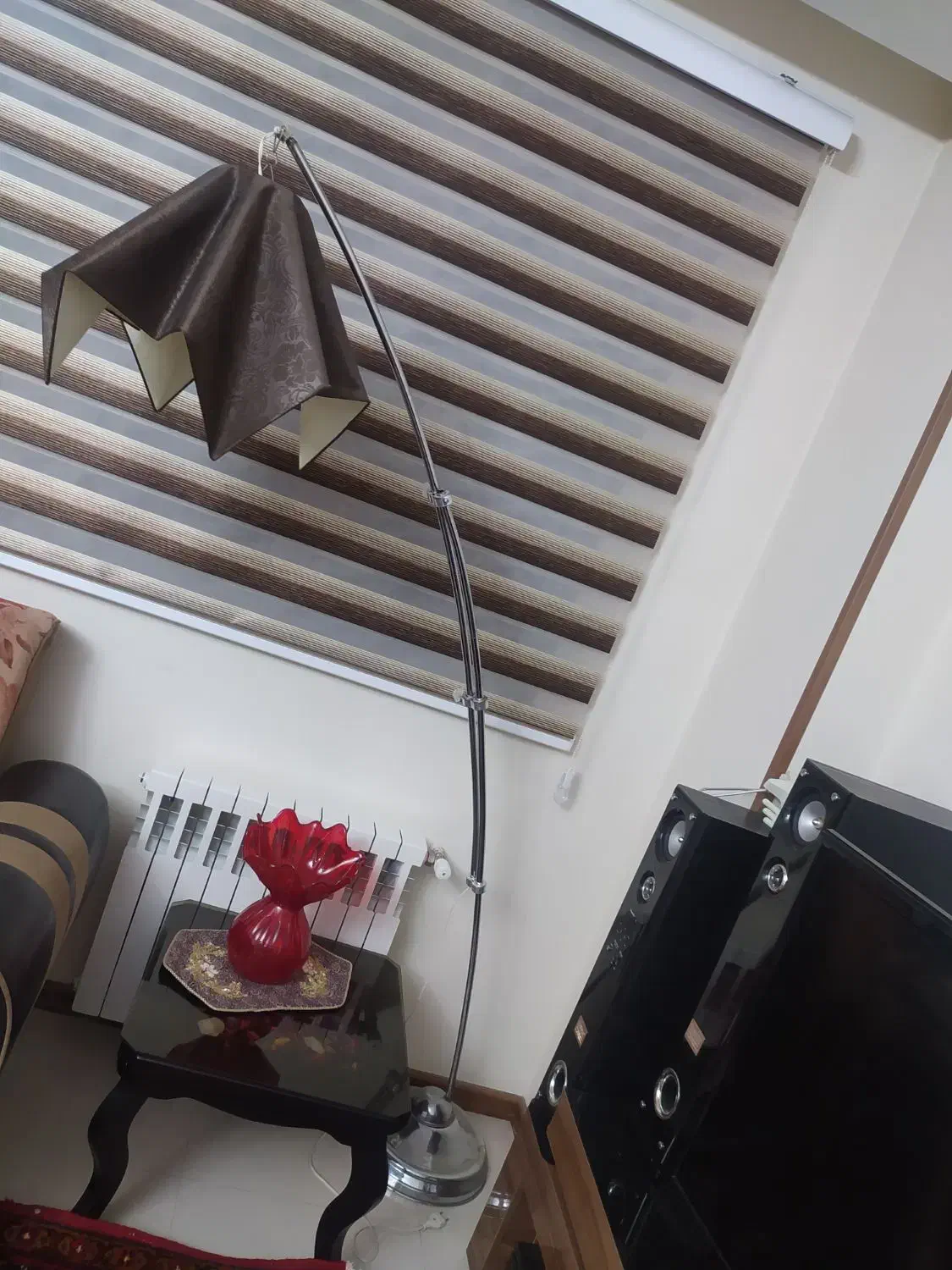 آباژور یا چراغ ایستاده|چراغ خواب و آباژور|تبریز, |دیوار