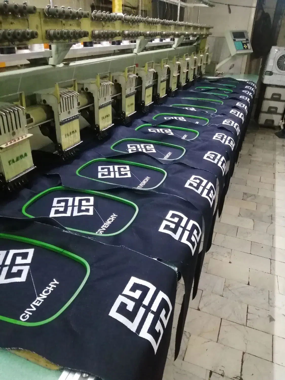 طراحی و گلدوزی و تیکه دوزی روی پارچه|خدمات پیشه و مهارت|تهران, شهرک شریفی|دیوار