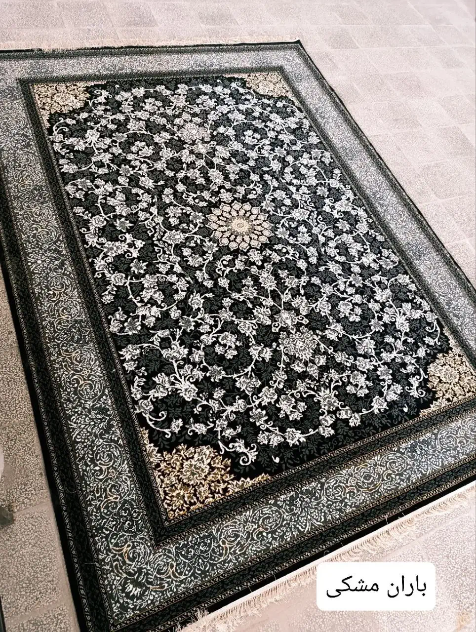 فرش ژیهان|فرش|زرند, |دیوار