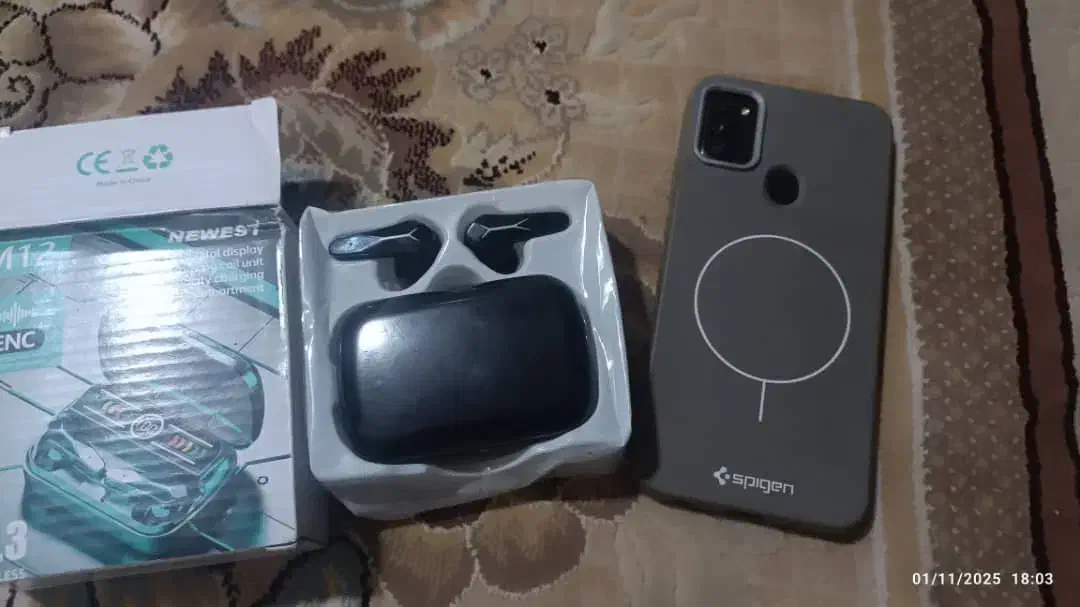 گوشی سامسونگ و ایرفاد قیمت عالی|موبایل|زاهدان, |دیوار